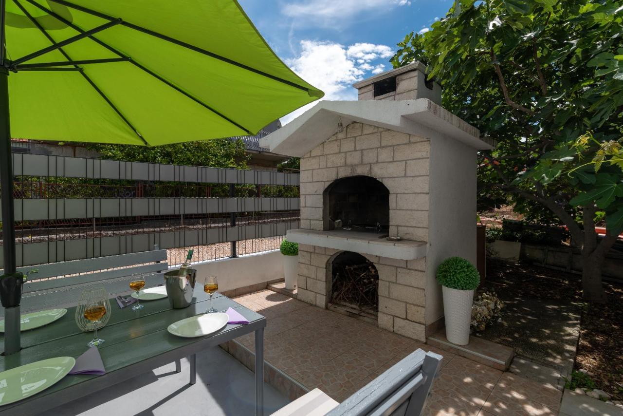 Apartments Bozan Trogir Luaran gambar
